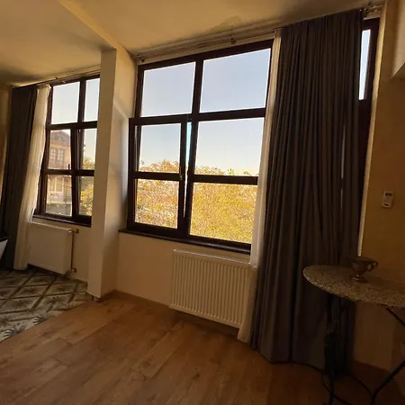 Отель Wine Hills Тбилиси Экстерьер фото